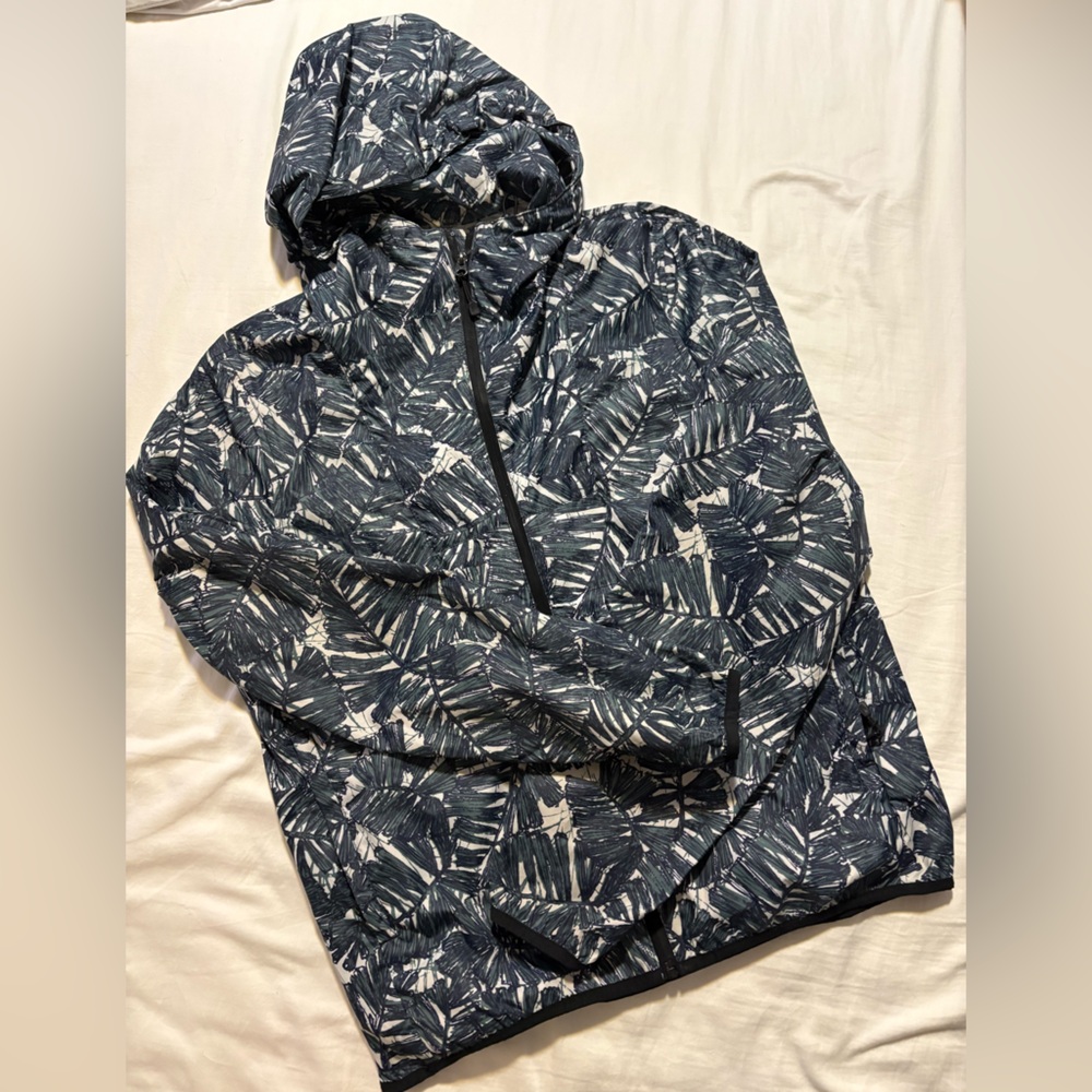 GAP Navy and White Leaf Pattern Jacket